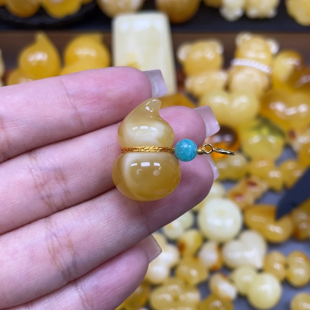 琥珀未镶嵌珠宝奇石