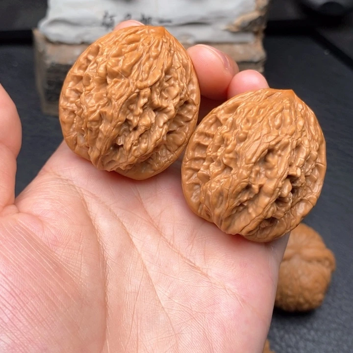 文玩核桃吊坠尺寸38麦虎