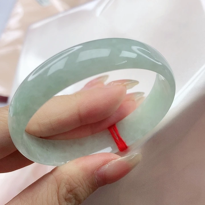 未镶嵌手镯翡翠晶*，