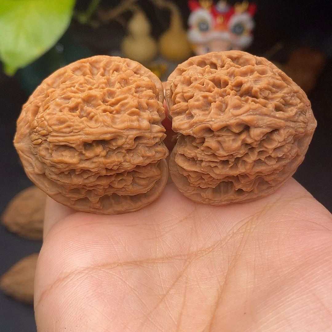 把件文玩核桃三角疆全品40