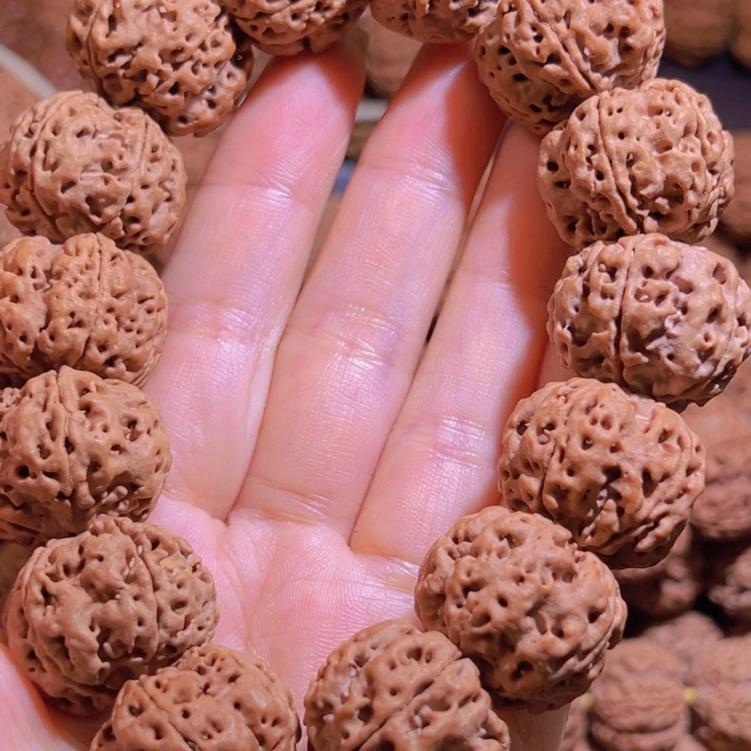 维***托金刚菩提手串飞碟梅花