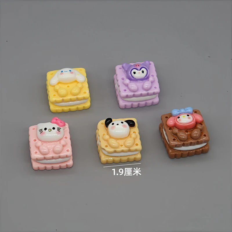 卡通迷你仿真三丽鸥动物夹心饼干模型点心甜品过家家餐盘餐具食玩