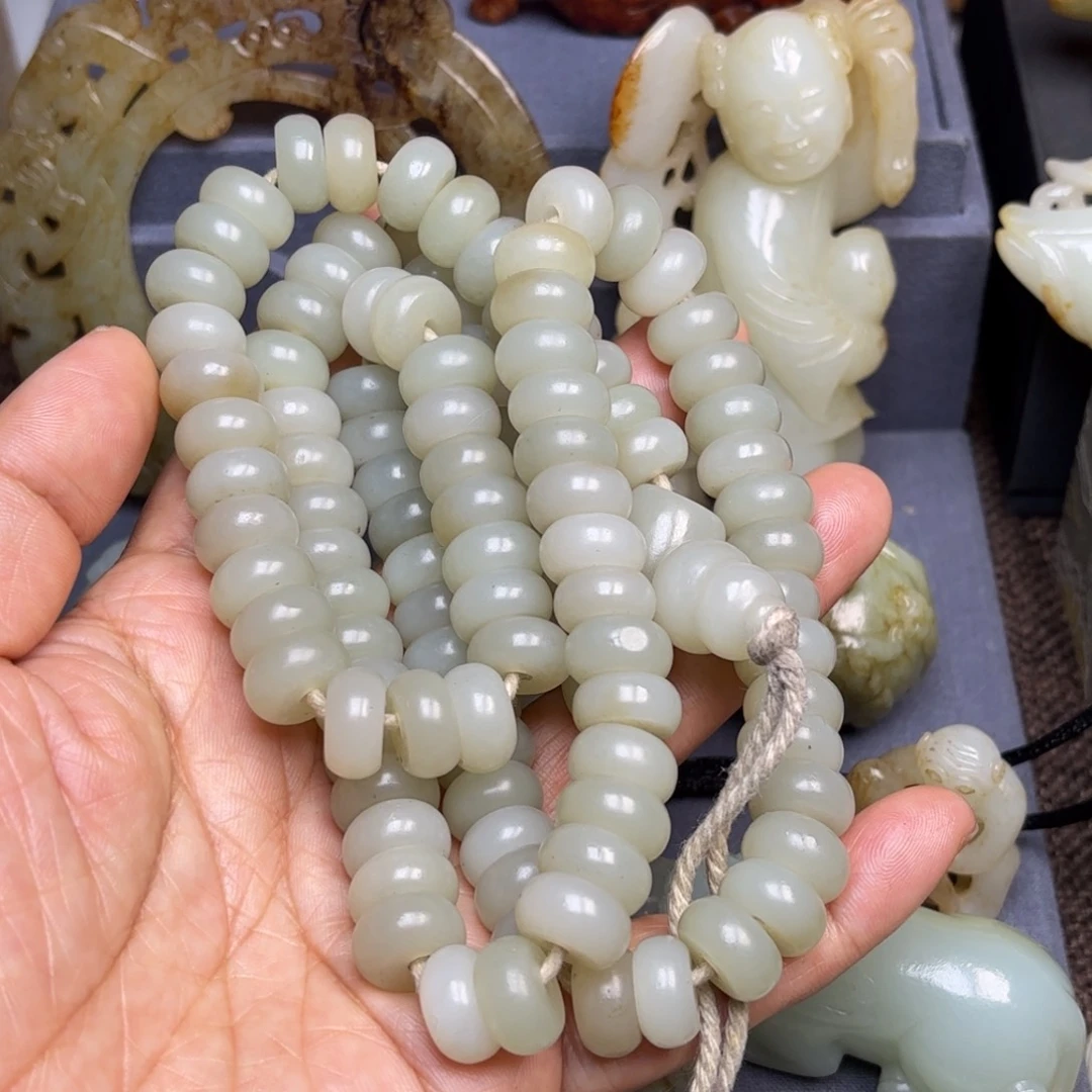 和田玉（糖玉）挂件未镶嵌美*