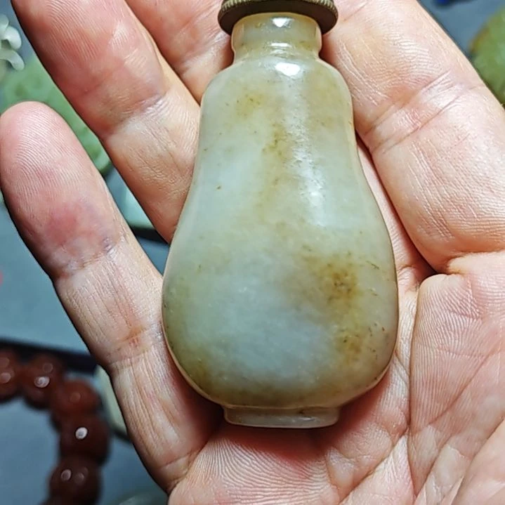 颈饰未镶嵌和田玉吉*