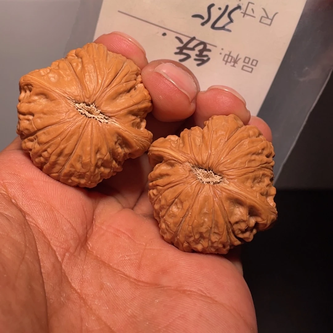 文玩核桃吊坠文玩