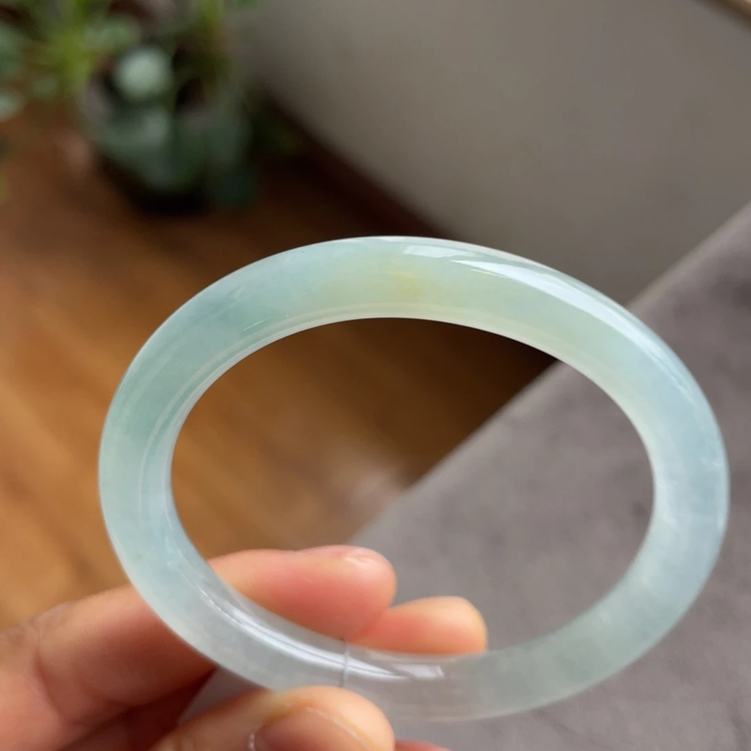 翡翠未镶嵌手镯冰贵圆
