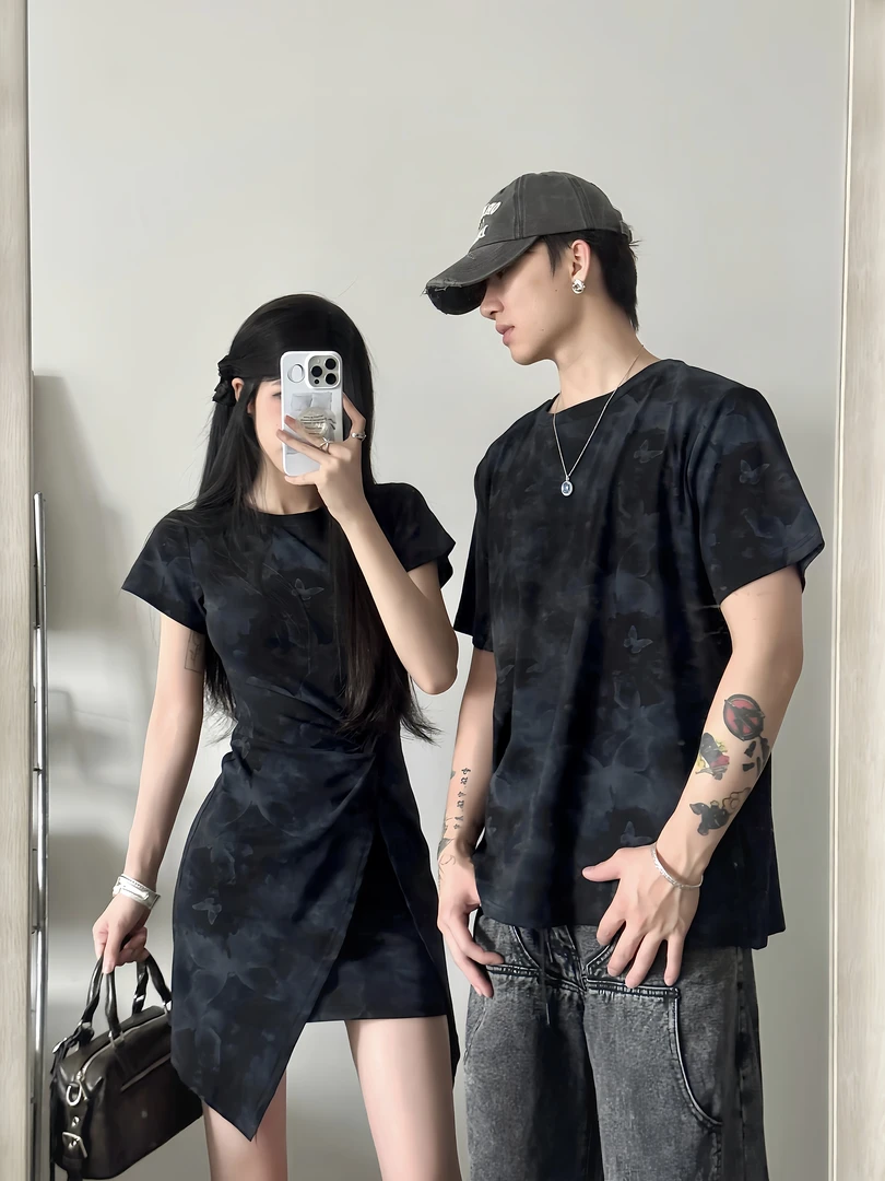 情侣装夏季复古蝴蝶印花收腰显瘦女连衣裙男短袖T恤一裙一衣