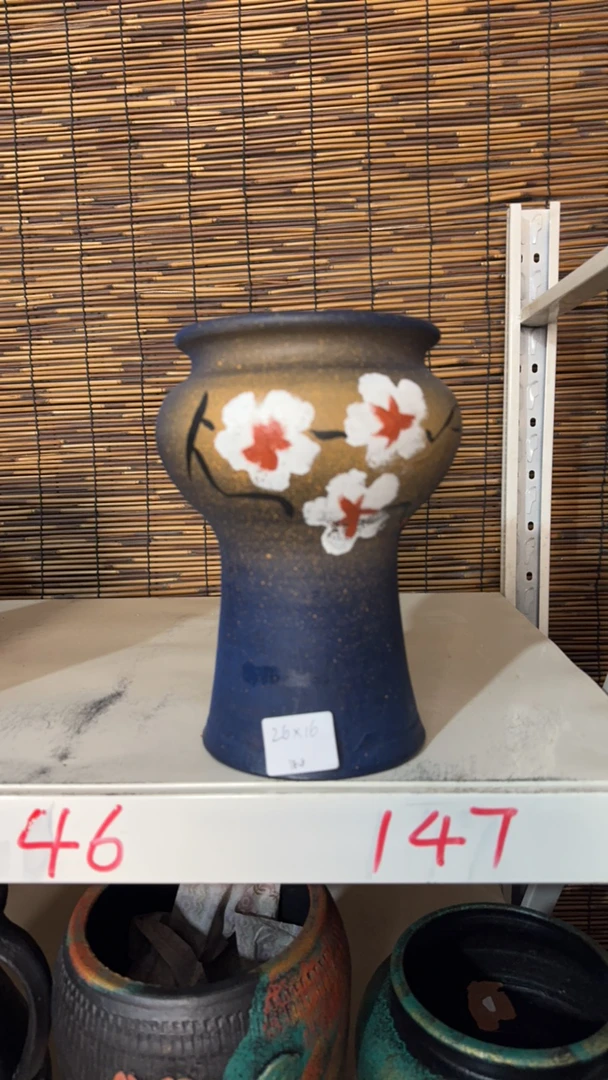 26*16高脚手绘蓝色花朵 花盆带孔