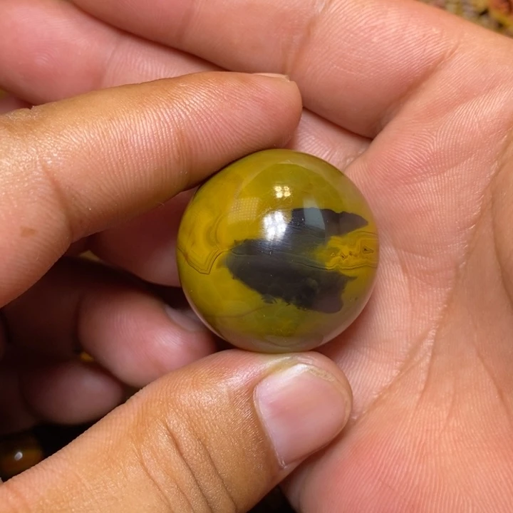 未镶嵌战国红珠子玛瑙/玉髓刘*团