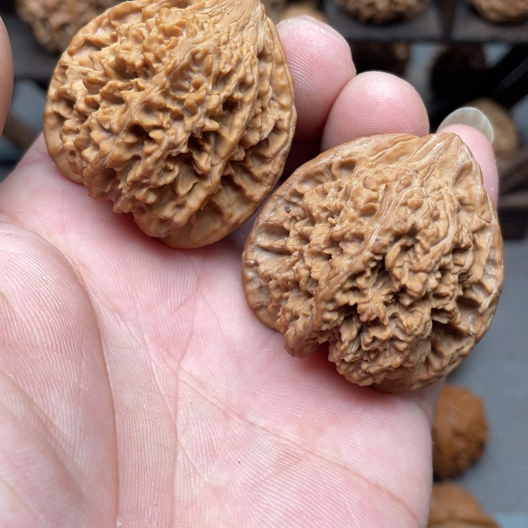 吊坠桃核40全品满天星