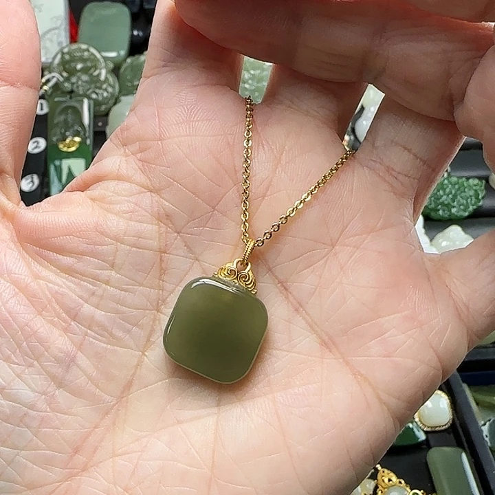 和田玉银S925镶嵌颈饰