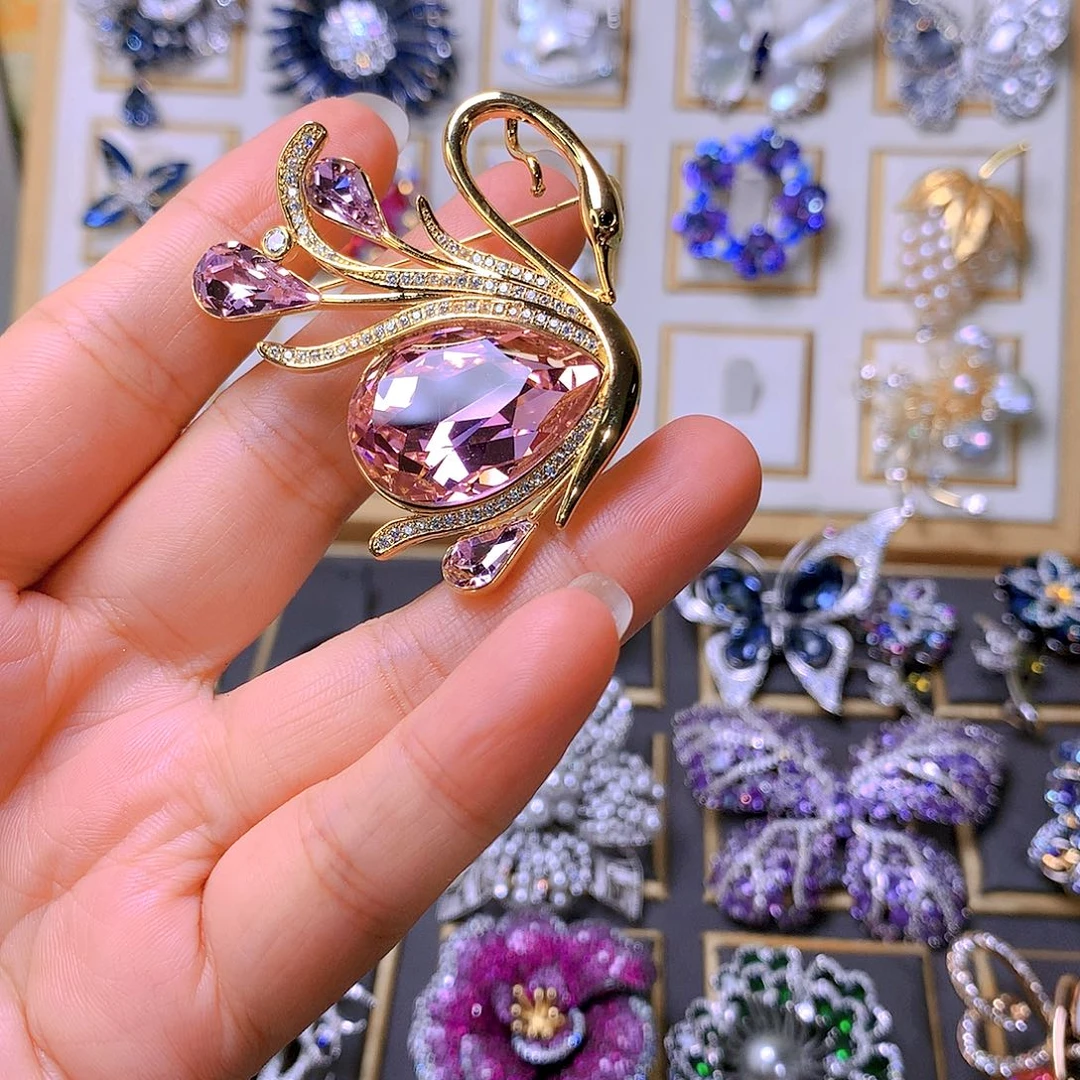 仿水晶铜合金施华洛水晶胸针