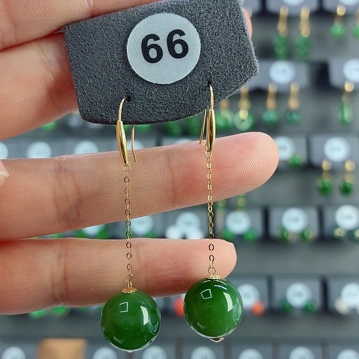 和田玉18K金镶嵌耳饰