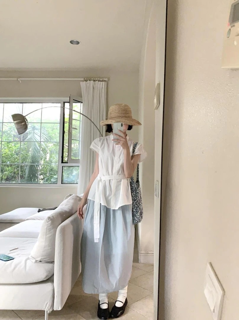 2025夏季新款法式高级感轻奢减龄白色短袖衬衫上衣高腰半身裙套装