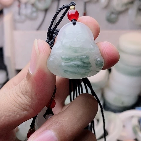 吊坠(赠链)未镶嵌石英质玉