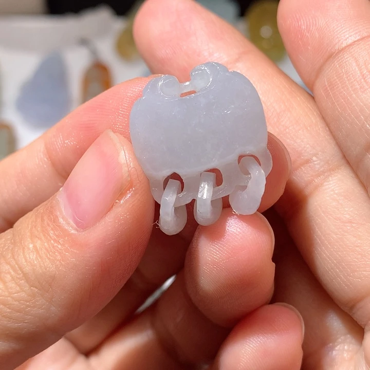 未镶嵌定制翡翠如意锁