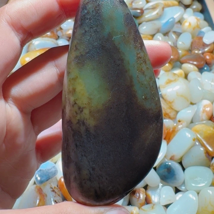 和田玉未镶嵌挂件97克