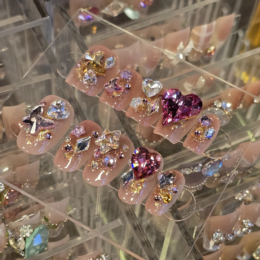 244 序号 | 一颗歪心 加小歪心丨 预售  七天左右发货| INS穿戴甲