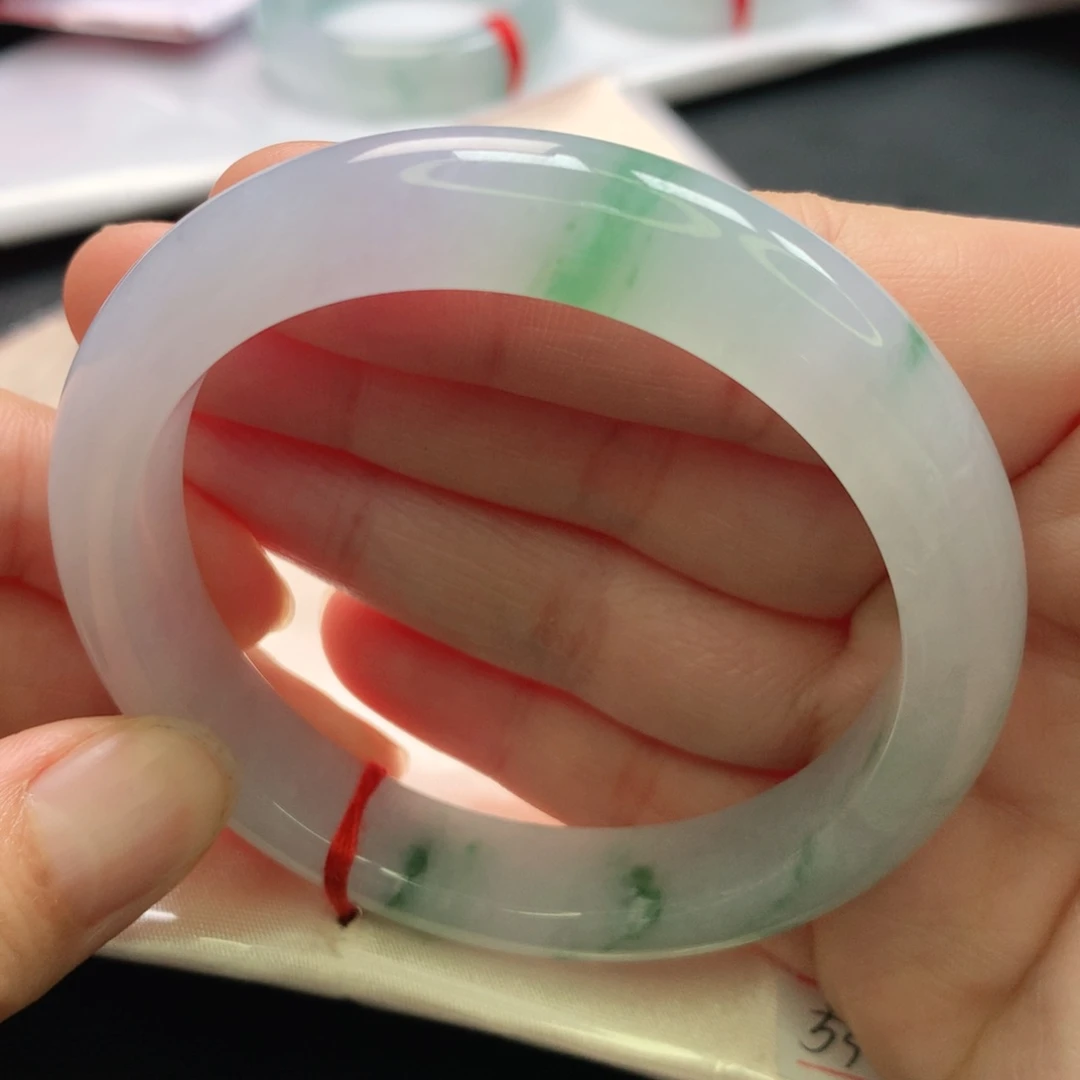 翡翠手镯未镶嵌5253圈