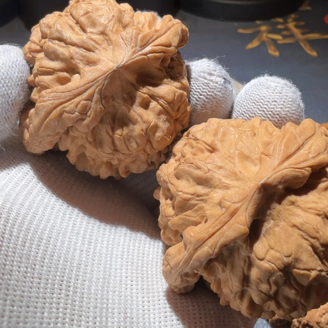 文玩核桃把件龙鼎