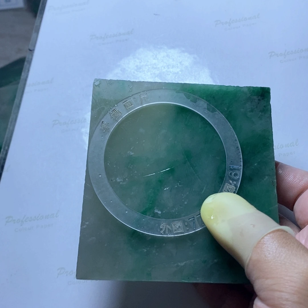 玲***玲定制石英质玉（非洲翠）
