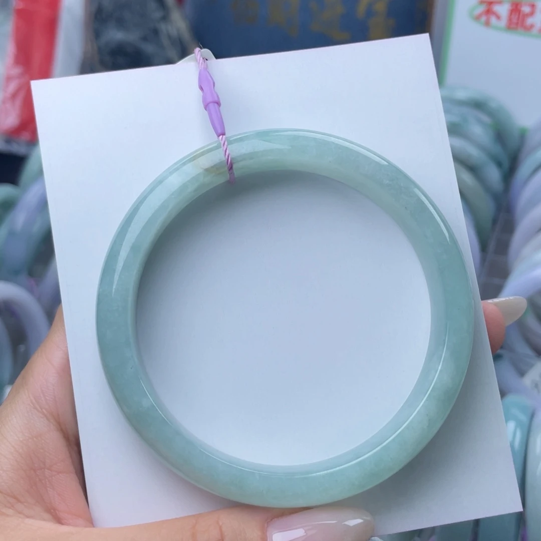 翡翠未镶嵌手镯63圈
