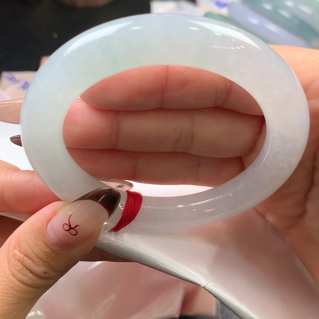 翡翠未镶嵌手镯（圆镯）6号冰种