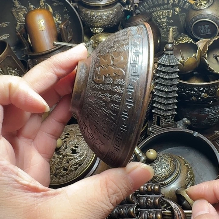 铜器摆件收收藏藏