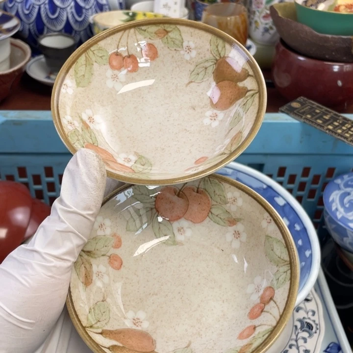 他家瓷器真美…开播了