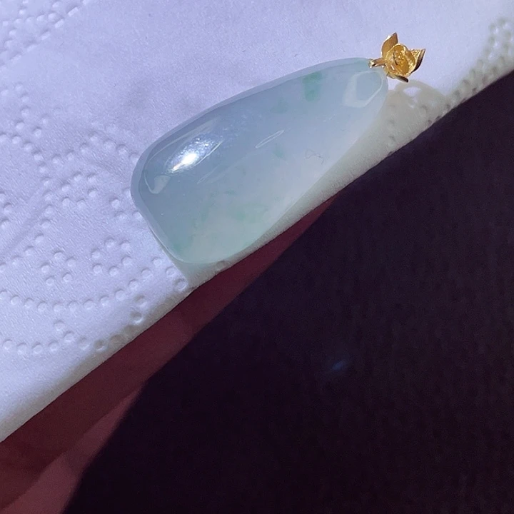 颈饰18K金镶嵌翡翠翡翠