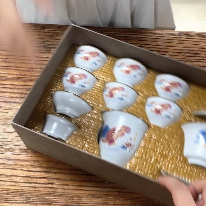 孤品茶具套装等。