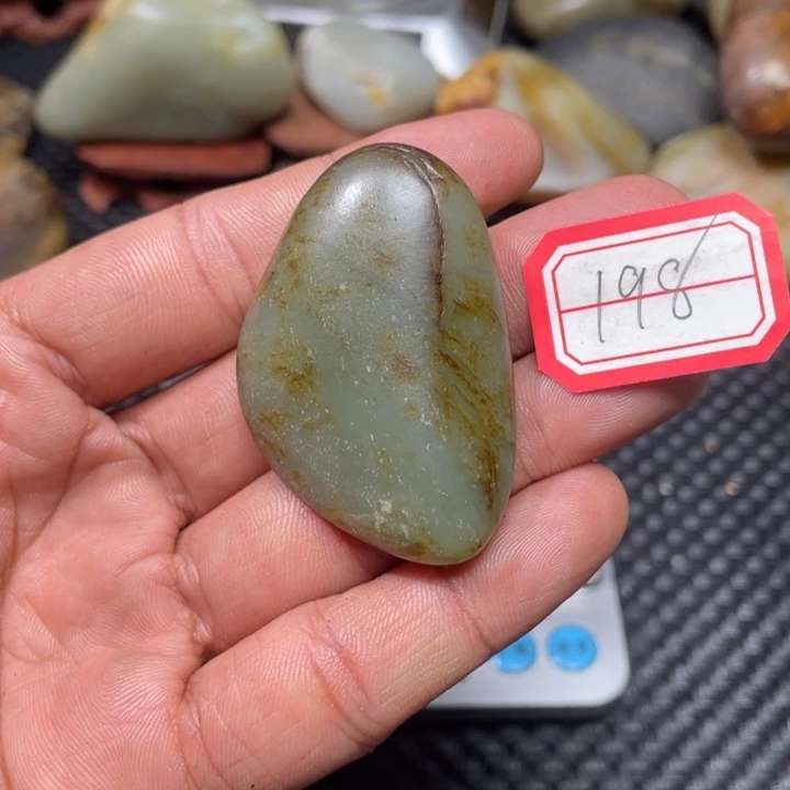 颈饰未镶嵌和田玉198