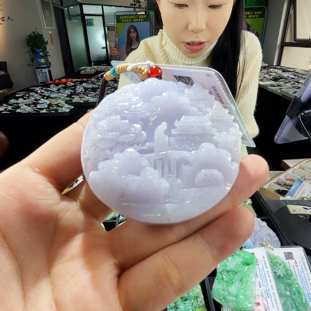颈饰未镶嵌翡翠一