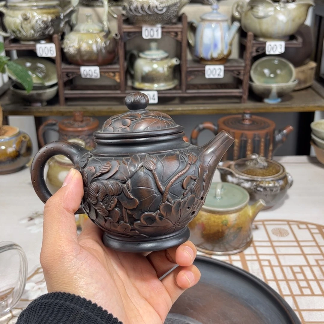 249cc满雕荷花壶，全手工制作