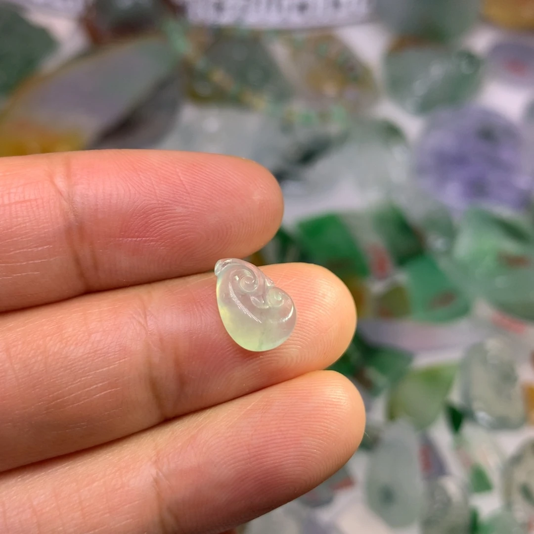 定制翡翠未镶嵌天然翡翠定制