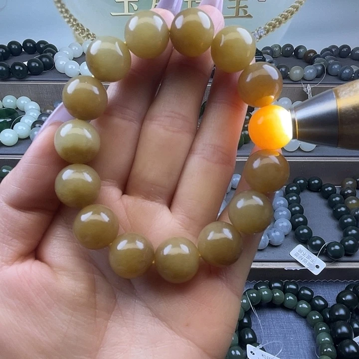 念****和田玉未镶嵌手链