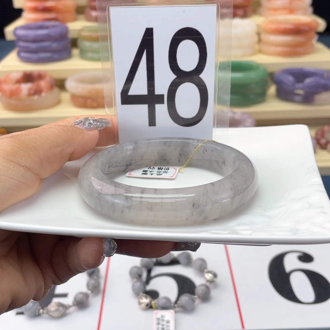 石英质玉未镶嵌手镯