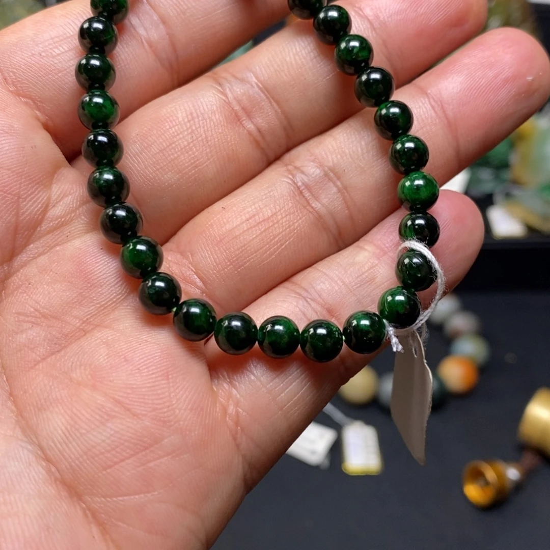 翡翠未镶嵌手串卡6