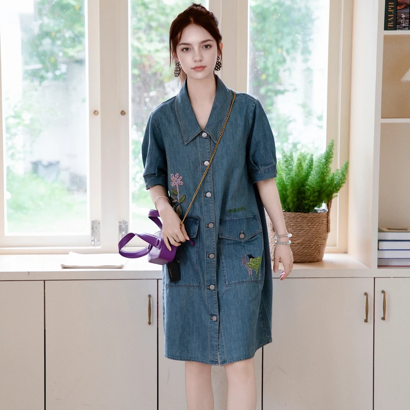 谜底牛仔连衣裙短袖女2025夏新款丹宁风翻领宽松直筒裙257ML7320