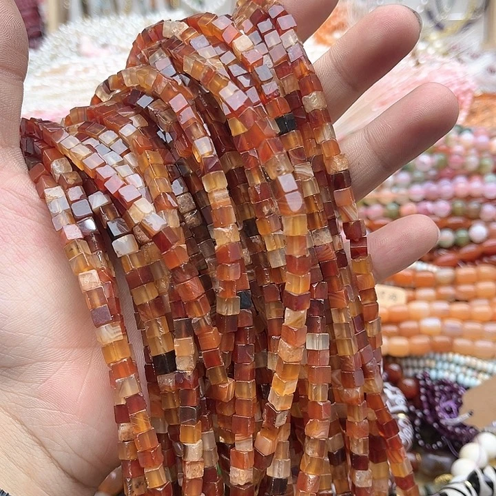 玛瑙/玉髓珠宝半成品未镶嵌一条4mm左右玛瑙方糖珠