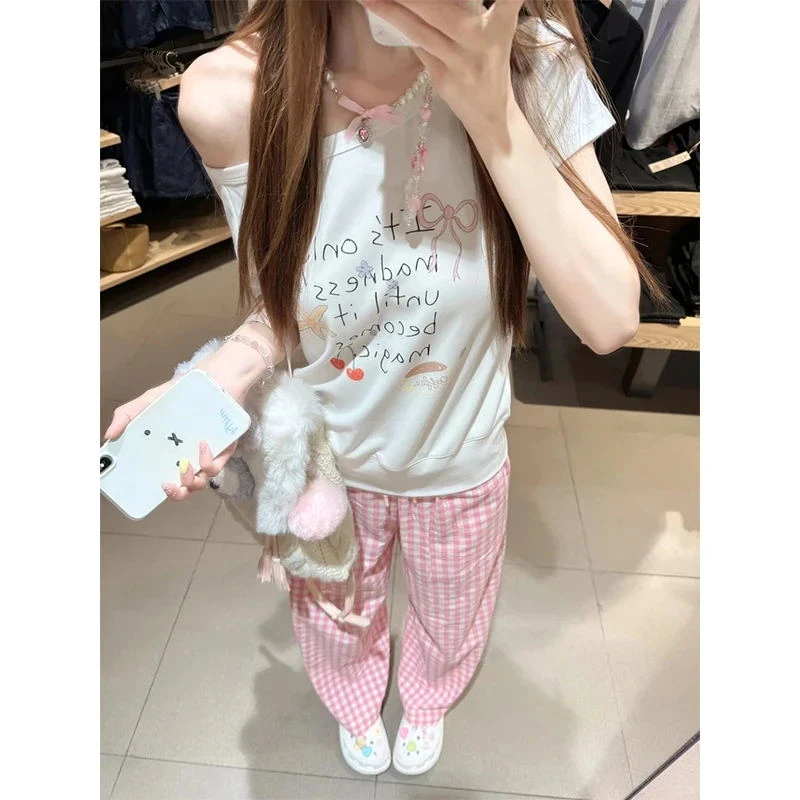 小众女装斜领露肩短袖T恤女夏季新款独特漂亮字母印花修身上衣