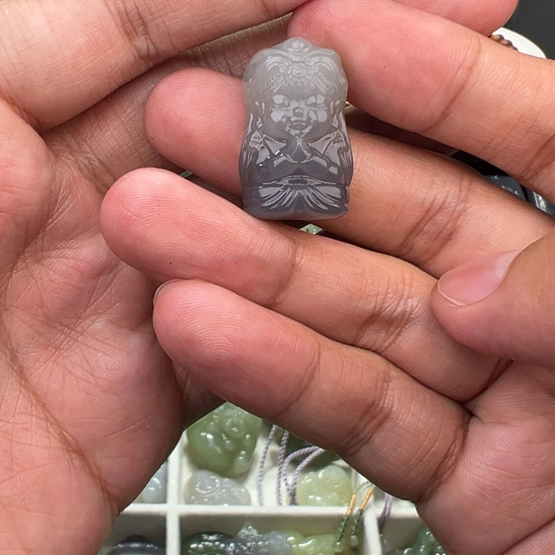 和田玉吊坠(不含链)未镶嵌?***呀扎基拉姆