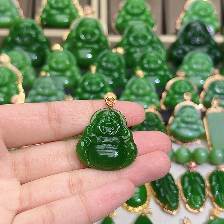 和田玉（碧玉）颈饰18K金镶嵌