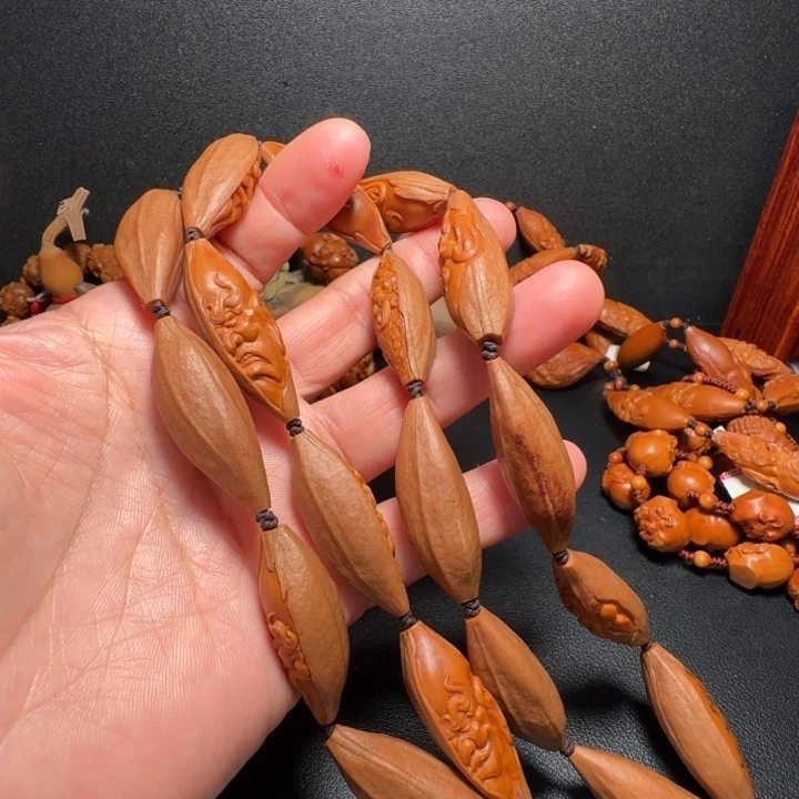 天***.橄榄核吊坠一念之间