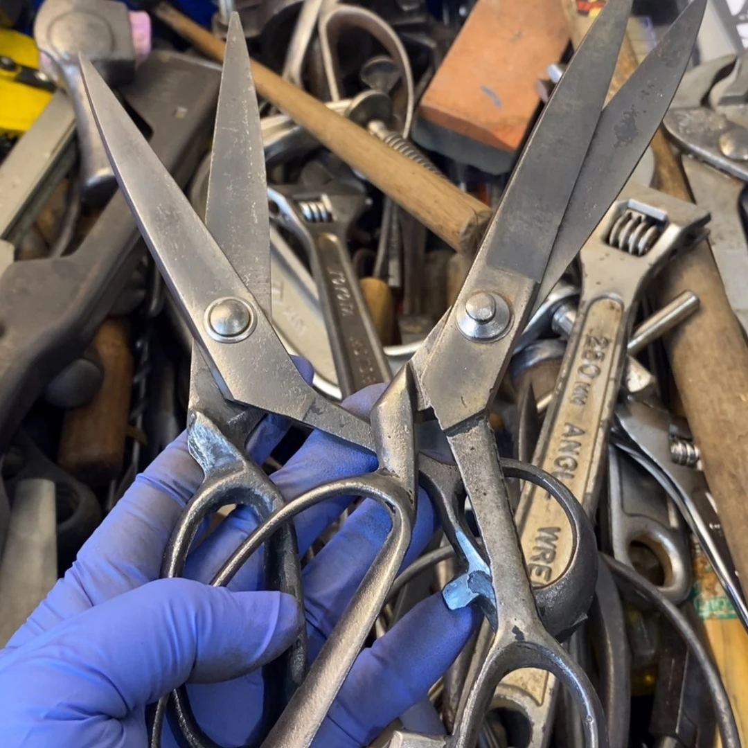 乐***见厚款五金工具制造工艺