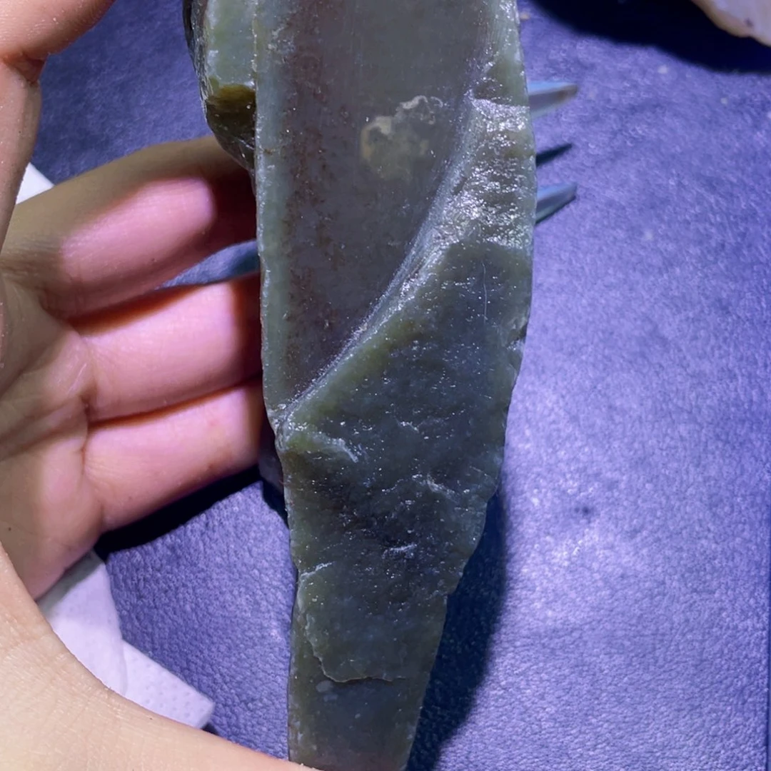 和田玉未镶嵌珠宝半成品