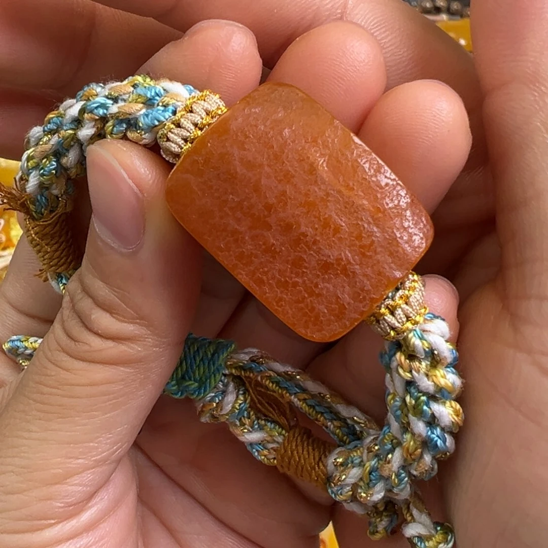 未镶嵌蜜蜡裸石蜜蜡