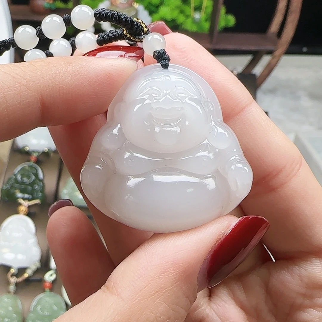 和田玉未镶嵌吊坠(赠链)