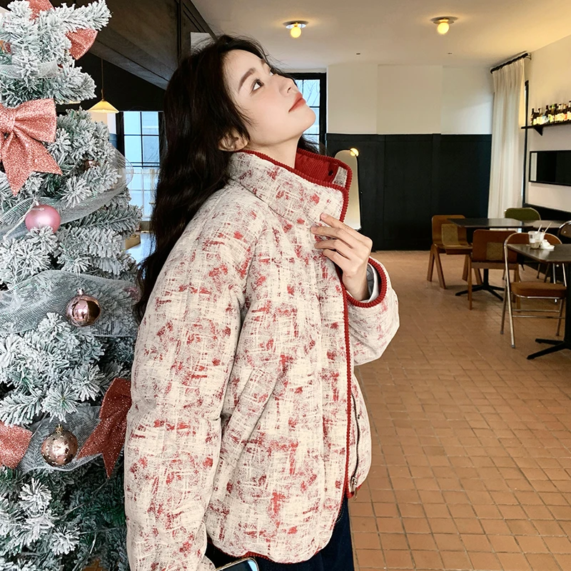 韩系立领碎花短款羽绒服冬季2025今年流行的白鸭绒女士网红款外套