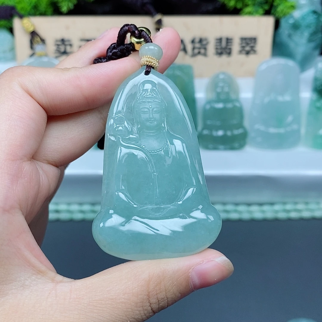 n***s颈饰未镶嵌翡翠翡翠